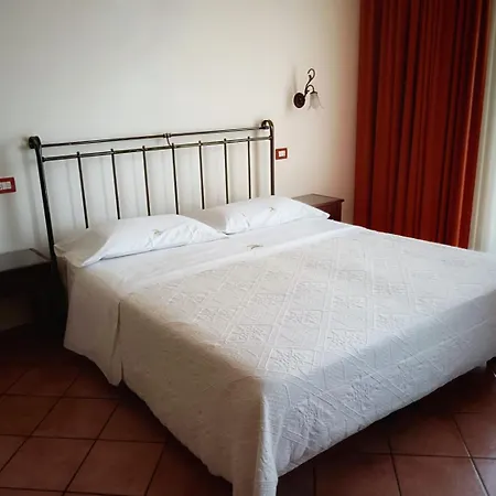 Hirschen Bed & Breakfast