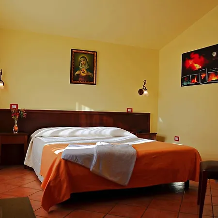Hirschen Bed & Breakfast Zafferana Etnea