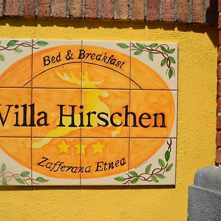 Bed & Breakfast Hirschen 3*